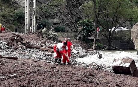 سیلاب در جاده چالوس