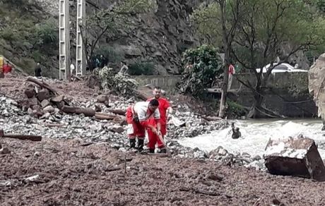 سیلاب در جاده چالوس