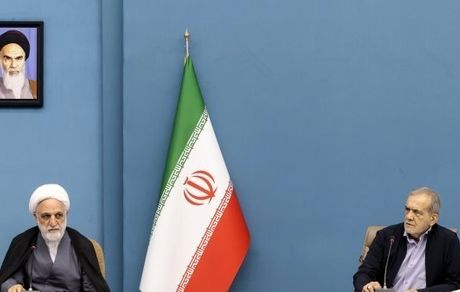پزشکیان: مصوبات شورای عالی انقلاب فرهنگی اجرایی نمی‌شود و دغدغه‌ها را بیان نمی‌کند