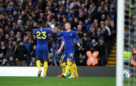 چلسی صعود کرد/ کار تاتنهام به بازی تکراری کشید