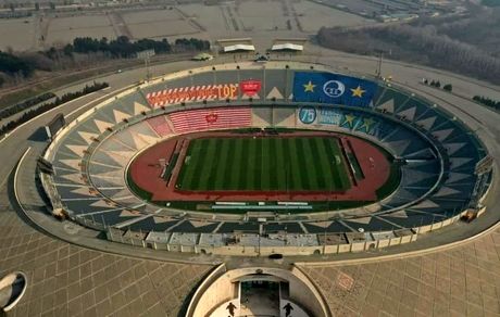 نمایی دیدنی از ورزشگاه آزادی در آستانه دربی ۹۴ /عکس