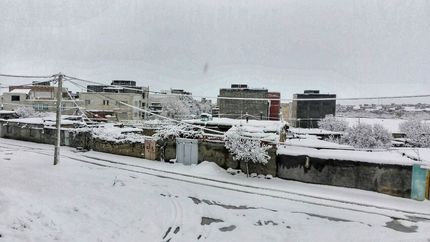 بارش ۴۰ سانتی‌متری برف در فاروج / برف محور جغتای - جوین را بست