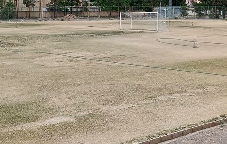 بحران آب، ورزشگاه اردستان را نابود کرد
