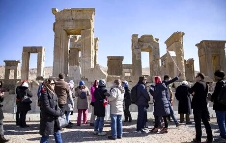 حافظیه و تخت‌جمشید در صدر فهرست پرمخاطب‌ترین اماکن تاریخی کشور