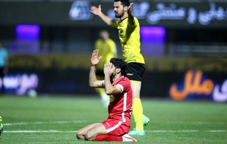 سقف قرارداد در لیگ برتر ۸ میلیارد تومان آن هم برای بازیکنان ملی پوش است