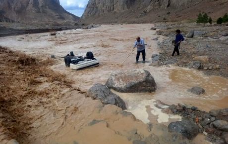 جان باختن دو نفر در سیل شهرستان تفت