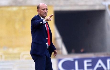  کالدرون: برخی بازیکنان از بازی نکردن ناراحت هستند/ به علیپور نیاز داریم