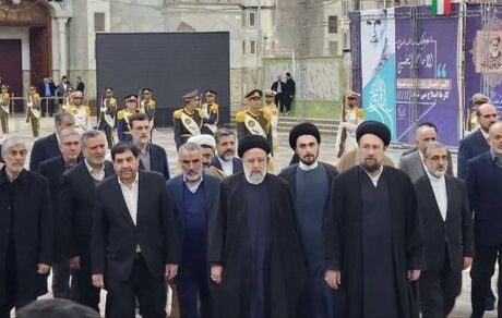 رئیس جمهور و اعضای هیئت دولت با آرمان‌های بنیانگذار کبیر انقلاب اسلامی تجدید میثاق کردند