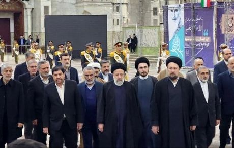 رئیس جمهور و اعضای هیئت دولت با آرمان‌های بنیانگذار کبیر انقلاب اسلامی تجدید میثاق کردند