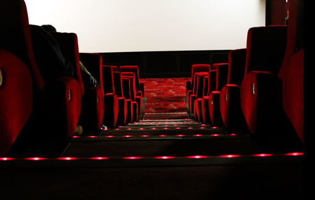 اولویت فیلم‌های فجر در اکران نوروز ۹۹/ توزیع پرفروش‌ها در طول سال