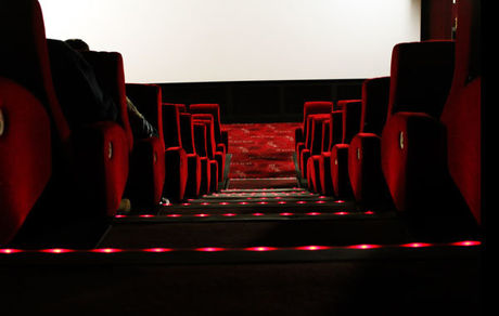 اولویت فیلم‌های فجر در اکران نوروز ۹۹/ توزیع پرفروش‌ها در طول سال