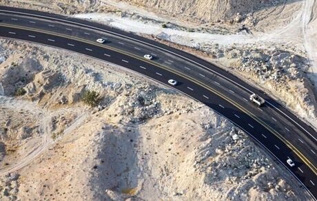 قول مساعد معاون وزیر برای تسریع در بازسازی بخش آسیب‌دیده آزادراه تبریز-زنجان