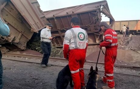 سه فوتی و مصدوم در حادثه قطاری باری مجتمع فولاد بندرعباس