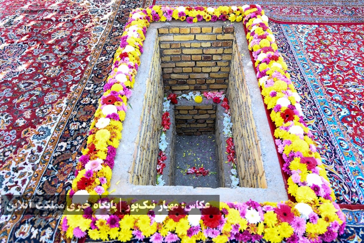 تدفین و تشییع شهید گمنام ۱۷ ساله در یادمان مجموعه ورزشی غدیر ارومیه