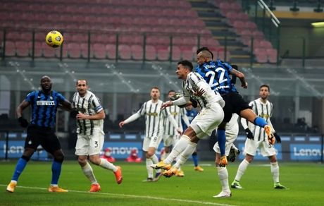 باخت بارسلونا در فینال / اینتر نبرد حیثیتی را برد