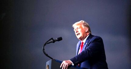 حمله دوباره ترامپ: بایدن تسلیم کرونا و چین شد