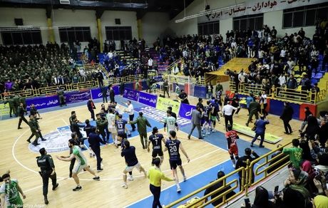 پیامدهای بازی جنجالی لیگ برتر والیبال: تماشاگران گرگانی محروم شدند / اشد مجازات در انتظار خاطیان