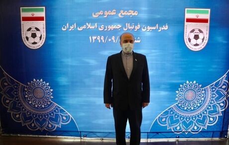 وزیر ورزش وعده قهرمانی پرسپولیس را داد