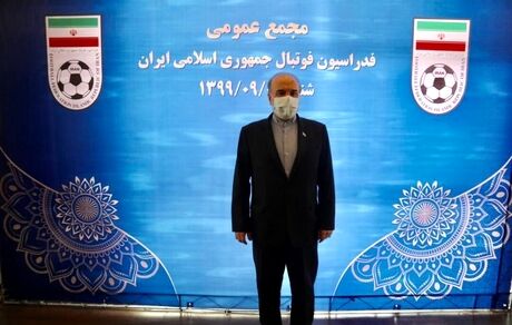 وزیر ورزش وعده قهرمانی پرسپولیس را داد