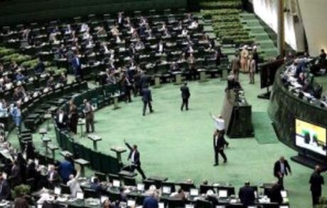 توضیح وزارت بهداشت درباره تحویل ۱۵۰۰ دوز واکسن آنفلوآنزا برای نمایندگان مجلس