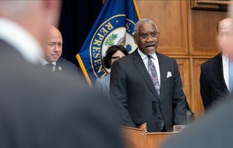 طرح جلوگیری از اقدام نظامی آمریکا علیه ونزوئلا رای نیاورد