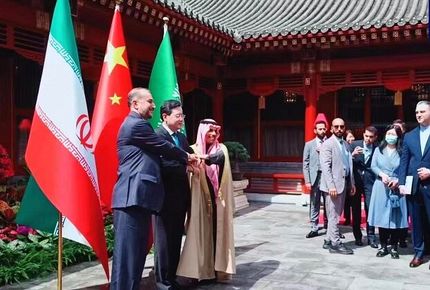 توییت سفیر چین به دیدار وزرای خارجه ایران و عربستان: تبریک