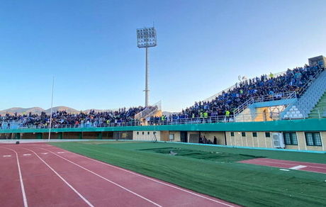 هواداران استقلال باز هم علیه فتح‌الله‌زاده شعار دادند