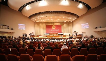نماینده جریان صدر: تنها راه‌حل بحران سیاسی عراق انحلال پارلمان است
