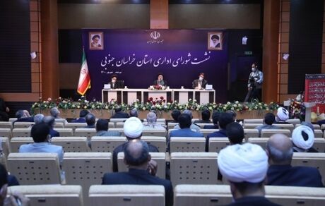 پرداخت بدهی پیمانکارانی که برای دولت کار کرده اند در اولویت است/ توزیع منابع درکشور باید عادلانه باشد
