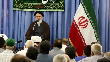 صحبت های خطرناک یک امام جمعه/ اینجا ایران است نه افغانستان