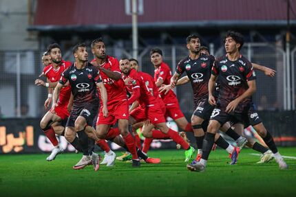 پرسپولیس برای قهرمانی امیدوار شد / یامگا پنالتی گل نکرد تا نساجی به سقوط نزدیک شود
