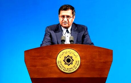 همتی: اولویت بانک مرکزی تأمین ارز برای کالاهای اساسی و دارو است