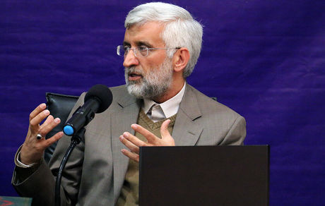 جلیلی: برخی با تحریم‌هراسی به دنبال تحمیل فشار بیشتر به مردم هستند