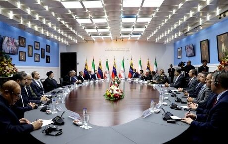 تمجید روسای جمهوری ایران و ونزوئلا از شهید «حاج قاسم سلیمانی» و «سیمون بولیوار» به عنوان قهرمانان مبارزه با سلطه و امپریالسیم