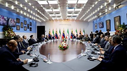 تمجید روسای جمهوری ایران و ونزوئلا از شهید «حاج قاسم سلیمانی» و «سیمون بولیوار» به عنوان قهرمانان مبارزه با سلطه و امپریالسیم