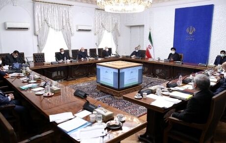 متناسب سازی حقوق با تورم ضروری است