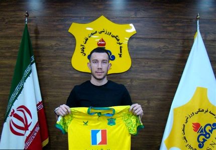 مهاجم تیم ملی ازبکستان به صنعت نفت پیوست