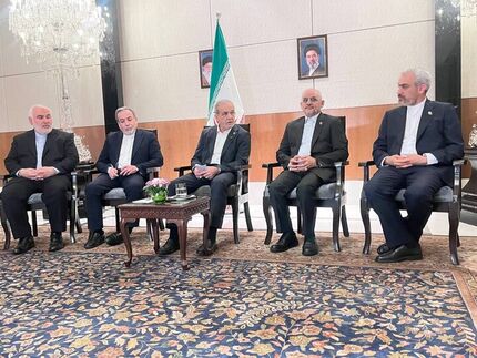 رئیس جمهور: باید برای شکل‌گیری جهانی چندقطبی تلاش شود / چشم‌انداز مناسب توسعه همکاری‌های اقتصادی در بریکس در حال شکل‌گیری است