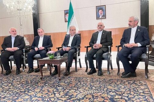 رئیس جمهور: باید برای شکل‌گیری جهانی چندقطبی تلاش شود / چشم‌انداز مناسب توسعه همکاری‌های اقتصادی در بریکس در حال شکل‌گیری است