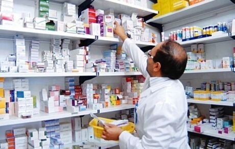 تسویه مطالبات داروخانه‌ها در طرح دارویار تا پایان آبانماه