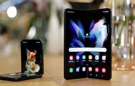 دو مدل گوشی هوشمند و تاشوی سامسونگ معرفی شدند