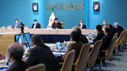 مردم در جریان الزامات دولت برای اصلاح نظام پرداخت یارانه‌ها قرار گیرند