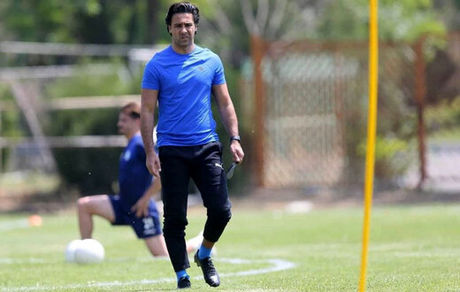 فرهاد مجیدی در آستانه سرمربیگری استقلال!