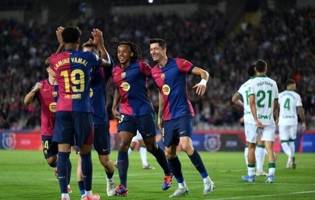 آمار رای به قهرمانی بارسلونا می‌دهد