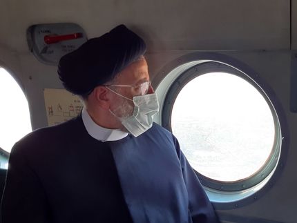 رئیس جمهور از محرومترین روستای چهارمحال و بختیاری بازدیدکرد
