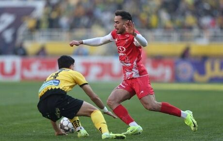 اورونوف: علی‌رغم پیشنهادات زیاد در پرسپولیس ماندم