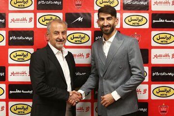 یک وکیل ورزشی: شکایت پرسپولیس از بیرانوند بی نتیجه است