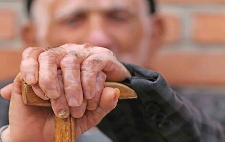 ایران با وضعیت بحرانی در حوزه سالمندی مواه است