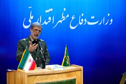 نیل به اهداف عالی در زمینه موشکی را با قدرت ادامه می دهیم