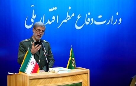 نیل به اهداف عالی در زمینه موشکی را با قدرت ادامه می دهیم